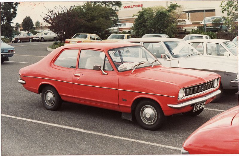 File:Holden Torana LJ 4-cylinder c.1972-74 (Australia) (16796652125).jpg