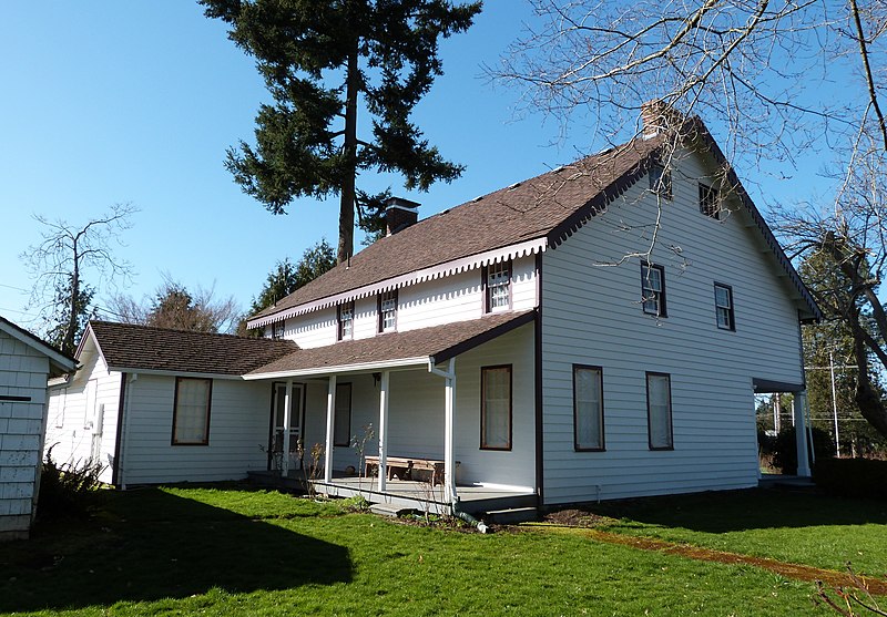 File:Holmes House rear - Oregon City Oregon.jpg