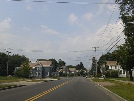 Houses in Fort Edward, New York.jpg