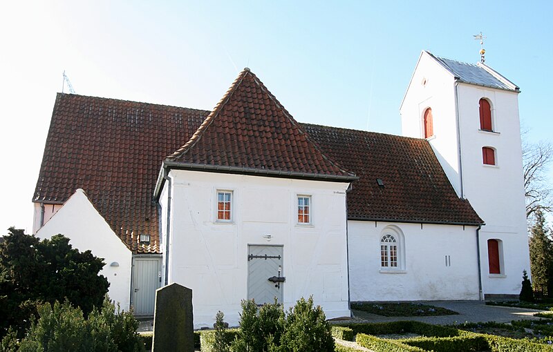 Fil:Hvidovre Kirke Denmark 3.jpg