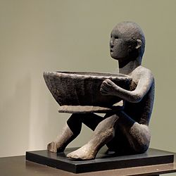 Ifugao sculpture Louvre 70-1999-4-1.jpg