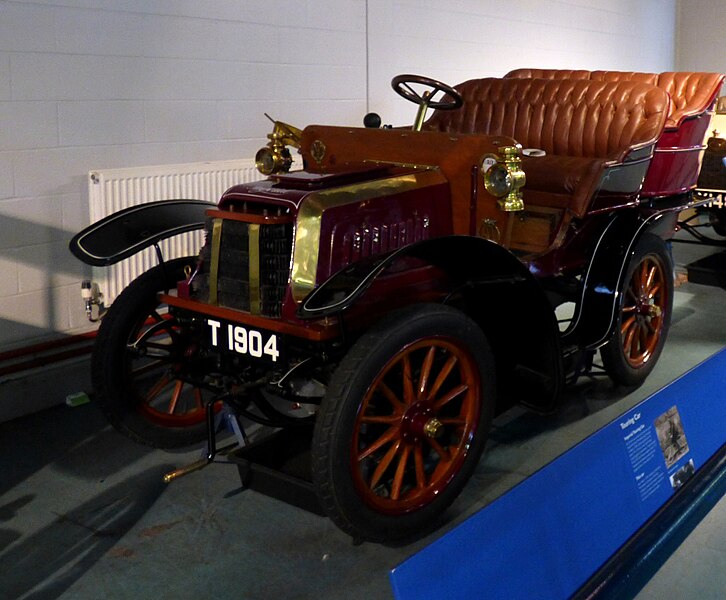 File:Imperial Touring Car - geograph.org.uk - 5418441.jpg