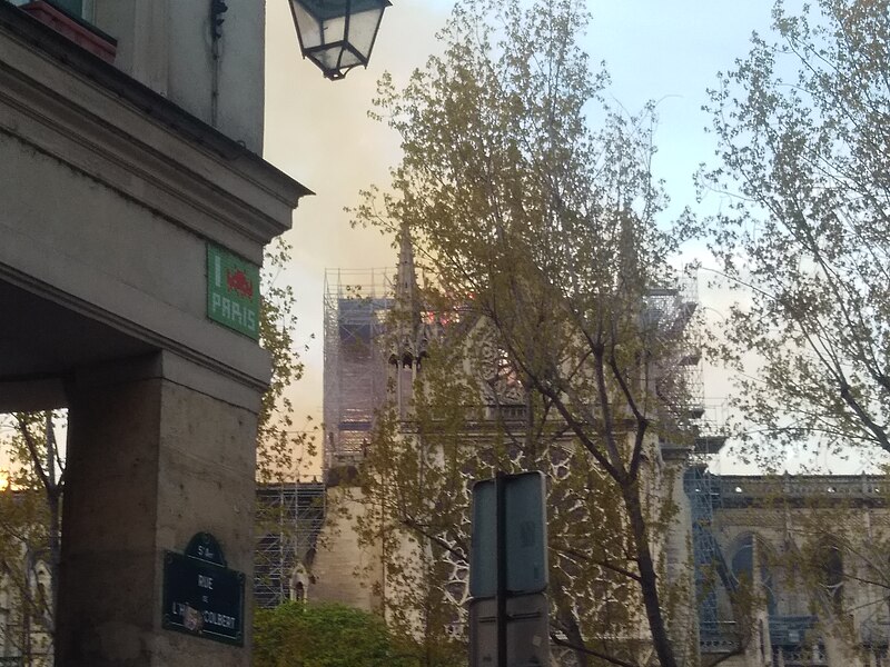File:Incendie de Notre-Dame-de-Paris 15 avril 2019 28.jpg