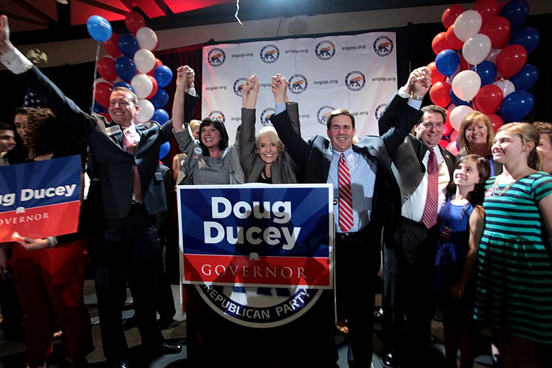 File:Jeff DeWit, Michele Reagan, Jan Brewer, Doug Ducey & Mark Brnovich with supporters (14871199877).jpg