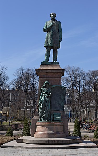 Tiedosto:Johan Ludvig Runeberg statue.jpg