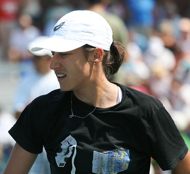 Katarina Srebotnik knocked Serena Williams out of the French Open in the third round. Her triumph ensured that there would be a new champion in 2008.