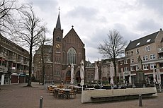 Kerkplein, Sint-Oedenrode (Sint-Martinuskerk).jpg
