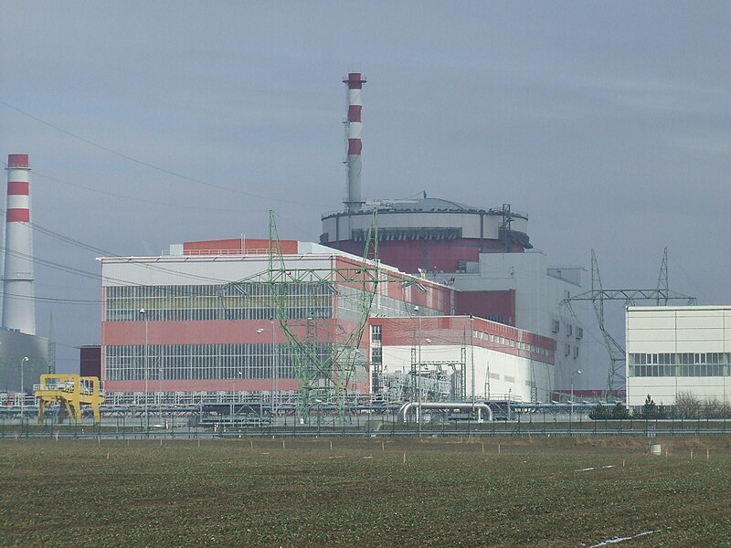 File:Kernkraftwerk Temelín 2011-12.JPG