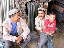 Bangsa Uyghur 220px-Khotan-mercado