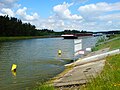 Trogbrücke Neuses mit Schubverband und Ausleitbauwerk zum Überleitungskraftwerk, 2015