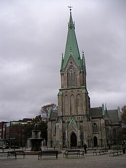 Kristiansands domkirke i oktober 2004