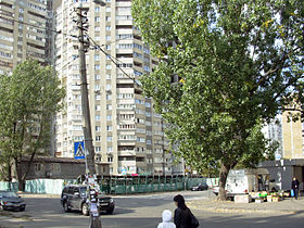 Vista de la plaza Svyatoshynska en Kyiv