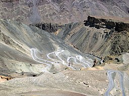 Ladakh-Lamayuru.jpg