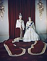 Le roi George VI et la reine Élisabeth à la séance d’ouverture du Parlement, Ottawa (Ontario) (cropped).jpg