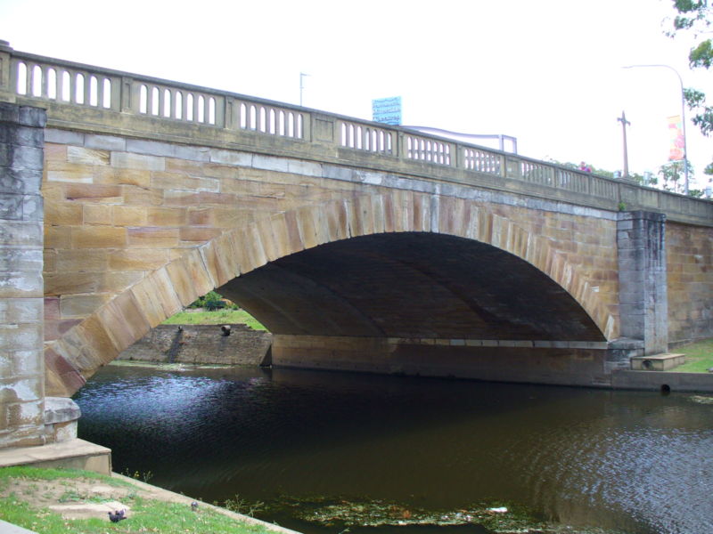 File:LennoxBridgeParramatta.JPG