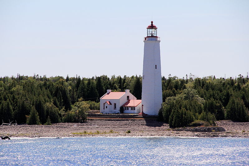 File:Lightstation Annex - Cove Island.JPG