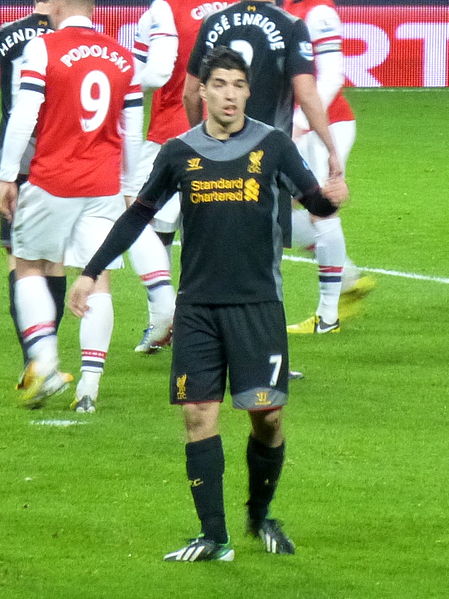 File:Luis Suarez vs Arsenal (cropped).jpg