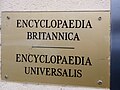 Lyon 3e - Plaque Encyclopaedia Britannica - Universalis.jpg