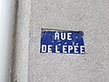 Plaque de la rue de l'Épée, en janvier 2019.