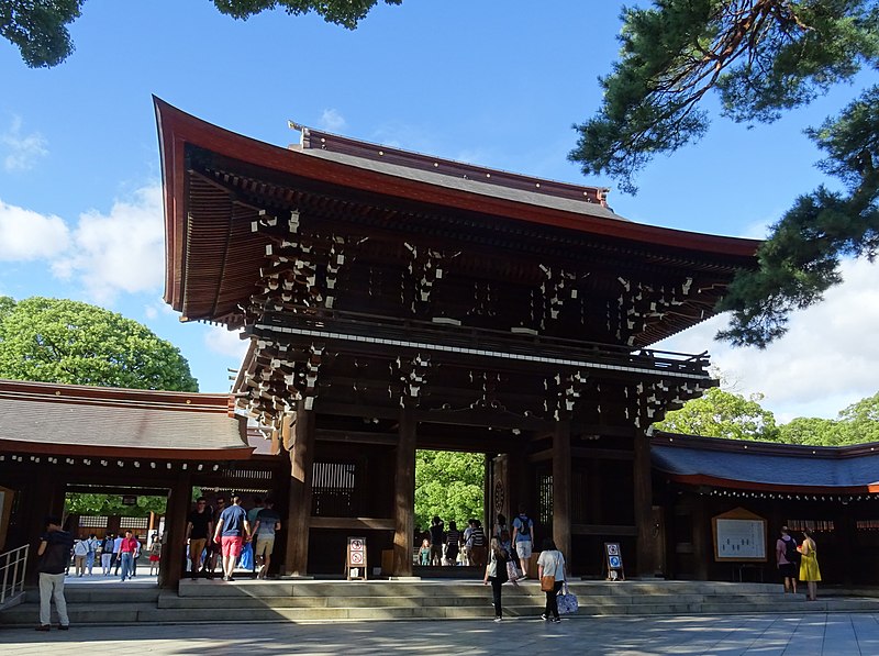 File:Main Gate of Meiji-jingū.jpg