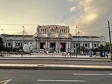 Milano Central Station is an example of a transport hub in a metropolitan city. Having well-connected public transport is one of the parameters used to assess the livability of a city. Milano Centrale during sunset.jpg