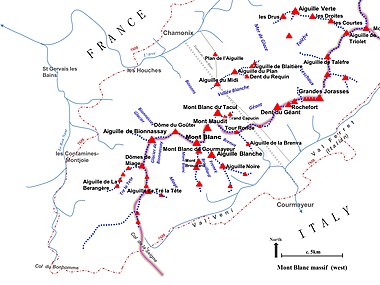 Mapa západní poloviny masivu Mont Blanc, zobrazující hlavní vrcholy, hřebeny a údolí