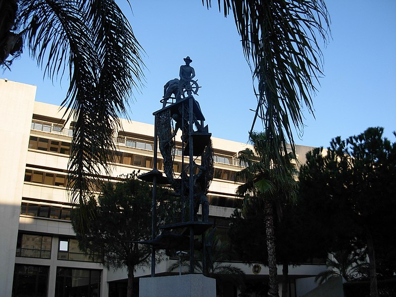 File:Monumento ai Pescatori - panoramio.jpg