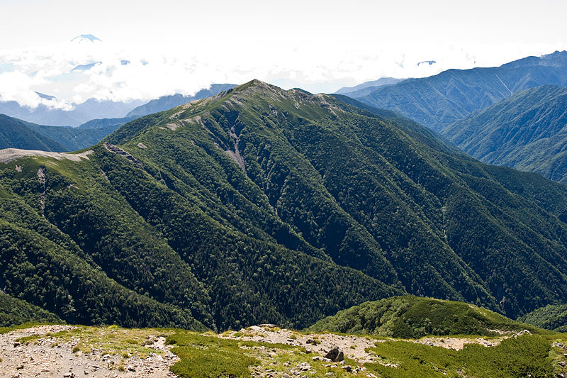 File:Mt.Komoridake 01.jpg