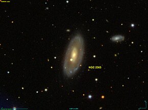 Поглед на NGC 2565