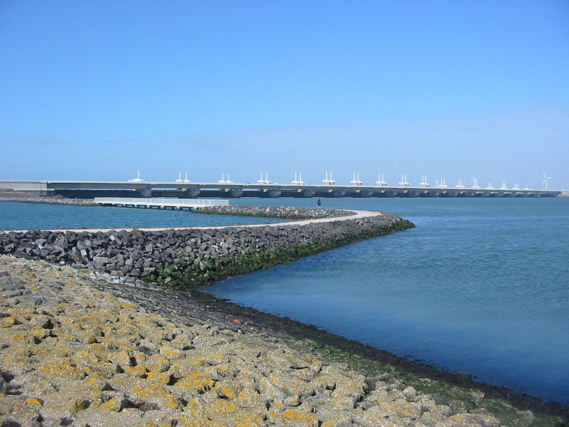 File:Oosterscheldekering, Netherlands.JPG