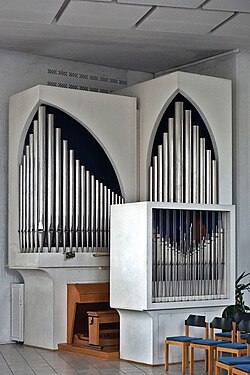 Orgel Lukaskirche Reinhardshausen (Bad Wildungen).jpg