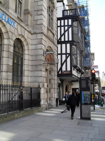 File:Pavement in The Strand - geograph.org.uk - 1802388.jpg