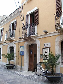 Pescara 2007 -Casa natale di Gabriele D'Annunzio- by-RaBoe 02.jpg