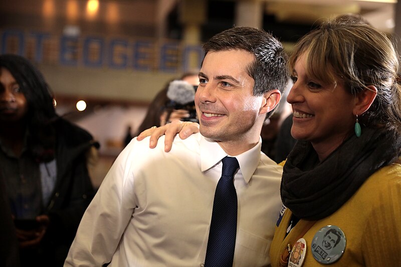 File:Pete Buttigieg with supporter (49376670328).jpg