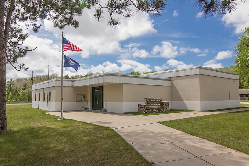 File:Platte River Hatchery.jpg