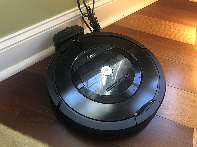 Roomba 805 on its charging dock