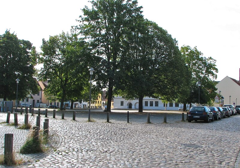 File:Rostock Alter Markt.jpg