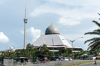 Masjid Daerah Sandakan (Moscheea Sandakan)