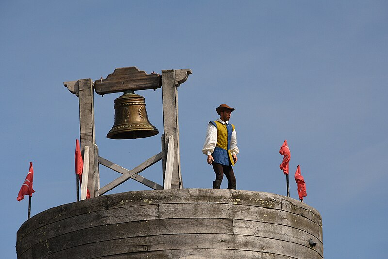 File:Secret de la Lance 008 - Sentry Raising the Alarm.jpg