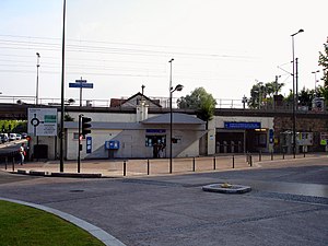 Soisy-sous-Montmorency - Gare du Champ de d'Enghien 01.jpg