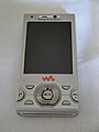 Sony Ericsson W995