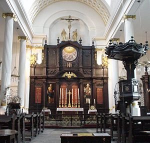 St Magnus The Martyr Interior.jpg