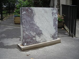 The stone installation by Emily Young and Jeremy Clarke St Pancras Old Church Clarke Young installation.jpg