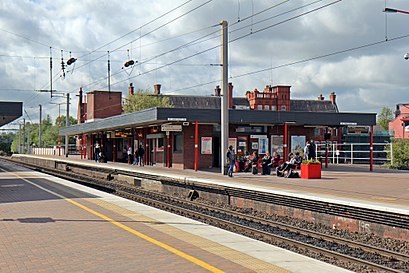 How to get to Wigan North Western Station with public transport- About the place