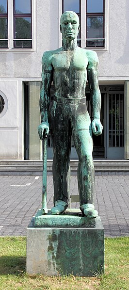 File:Statue Düsseldorfer Str 38 (Wilmd) Arbeiter.jpg