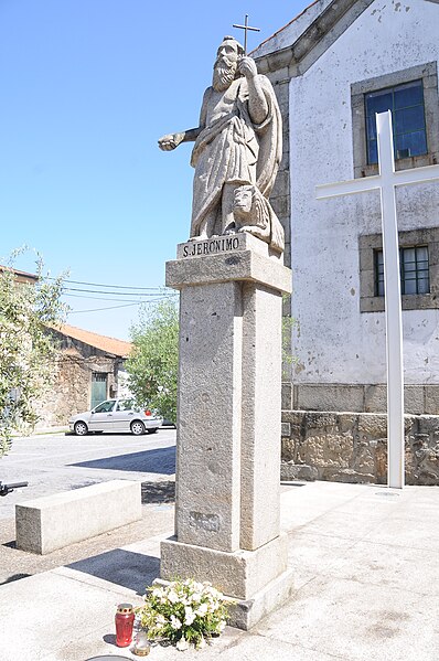 File:Statue of Saint Jerome in Real 2.JPG