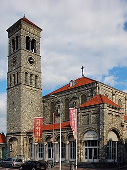 https://upload.wikimedia.org/wikipedia/commons/thumb/f/f0/Steentjeskerk_Eindhoven.jpg/260px-Steentjeskerk_Eindhoven.jpg