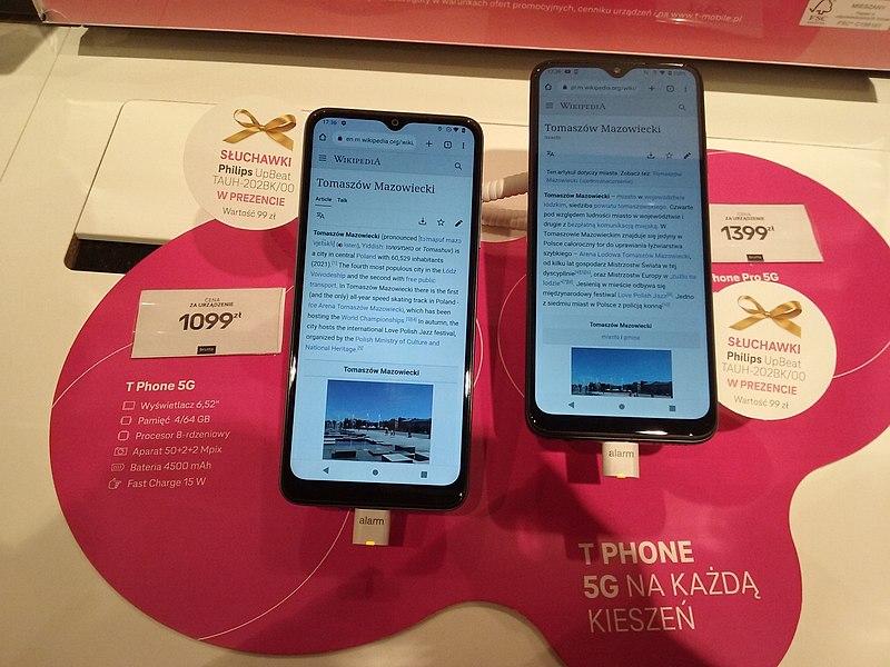 File:T–Phone 5G and T–Phone 5G Pro from Polish distribution.jpg