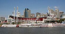 The Belle of Louisville, Natchez, and Majestic preparing for 2006 Tall Stacks TallStacks.jpg