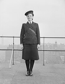 A WRNS rating during the Second World War The Correct Angle at Which the New Wrns Hat Is To Be Worn. A8323.jpg